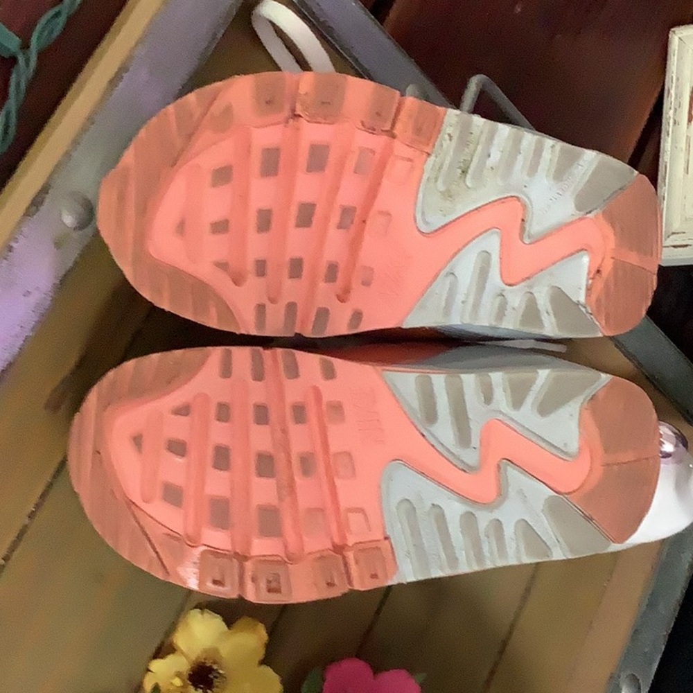 NIKE Kids White and Coral Athletic Sneakers - Picture 4 of 4